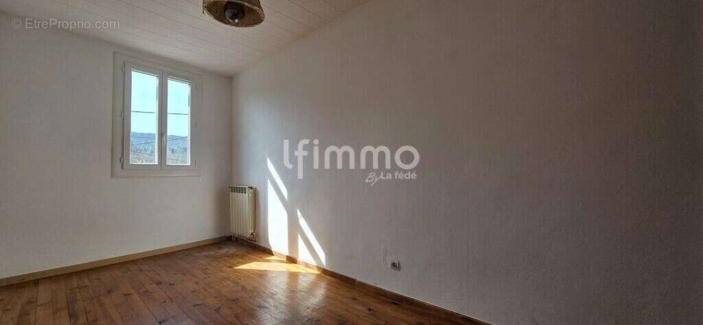 Maison lumineuse avec extérieur - photo 13