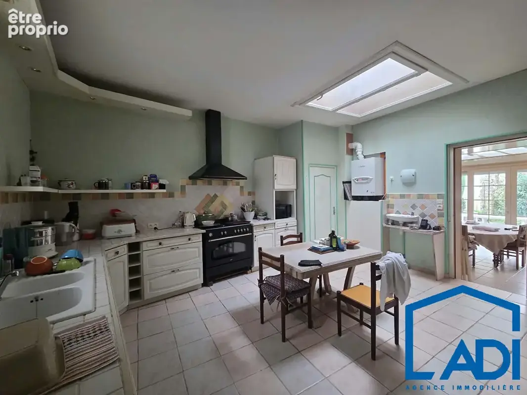 À VENDRE  - Jolie maison de ville à Saint-Maixent-l'École ! - photo 6