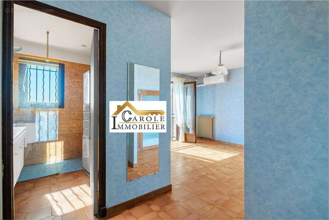 Maison à MANDELIEU-LA-NAPOULE