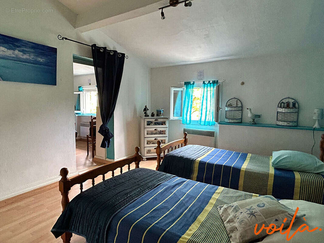 Commerce à CARCASSONNE