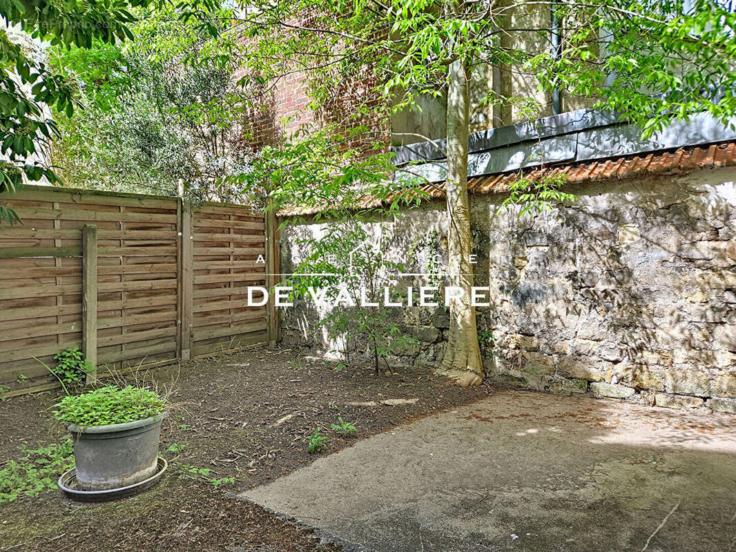 Appartement à NANTERRE