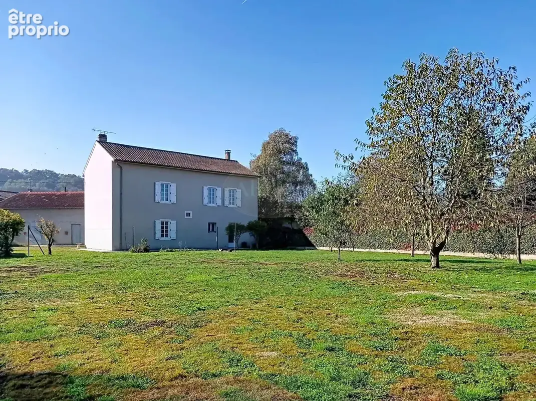 Grande maison avec garage - photo 4