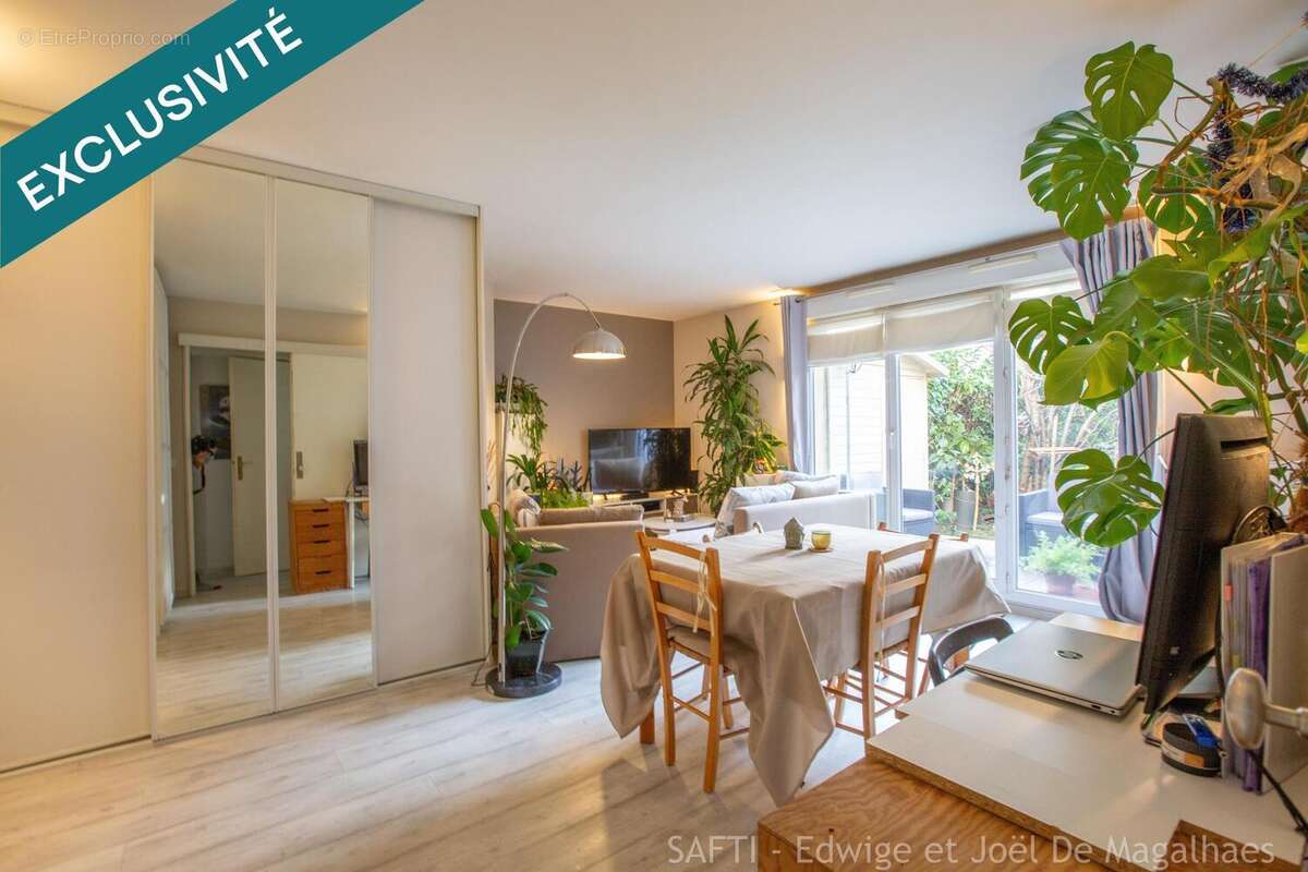 Photo 9 - Appartement à ELANCOURT