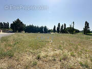 Terrain à ARPAILLARGUES-ET-AUREILLAC