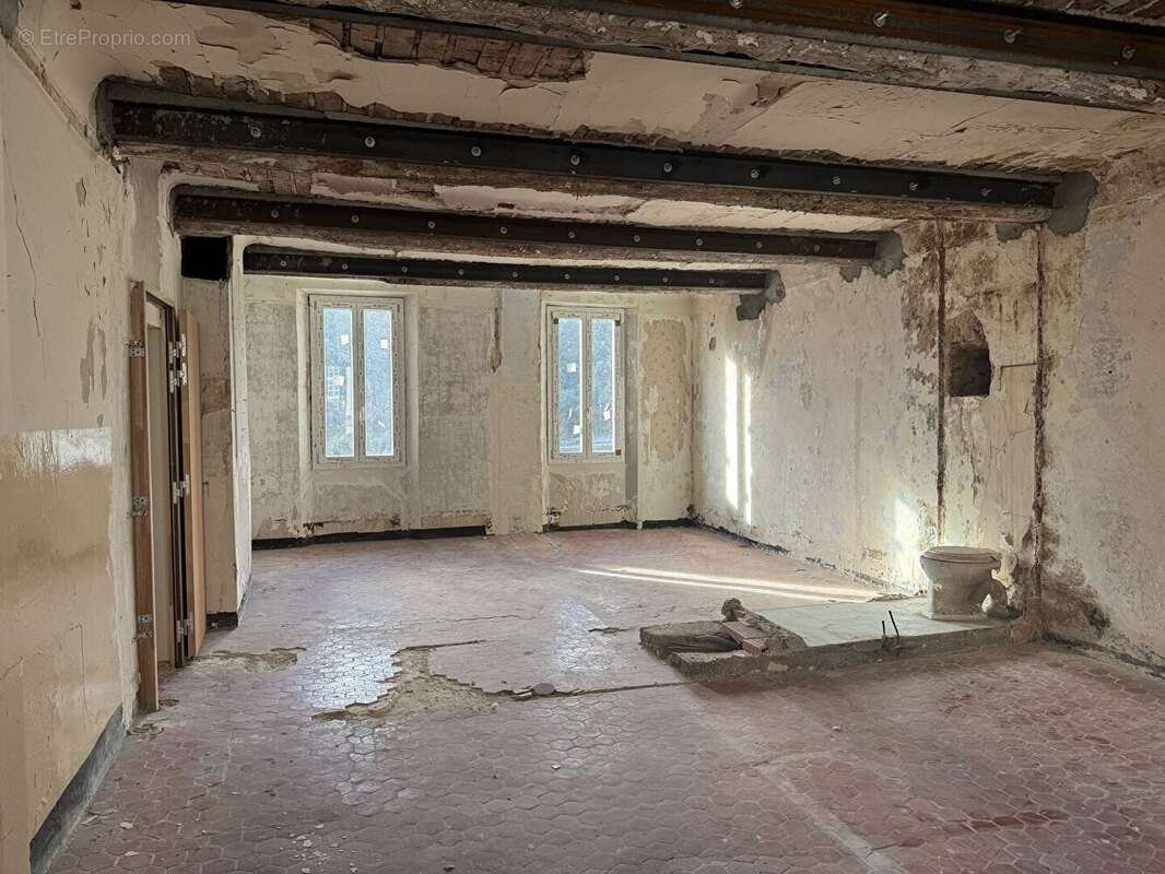 Appartement à MONTFERRAT