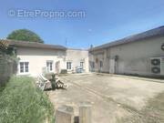 Maison à BRAYE-SOUS-FAYE