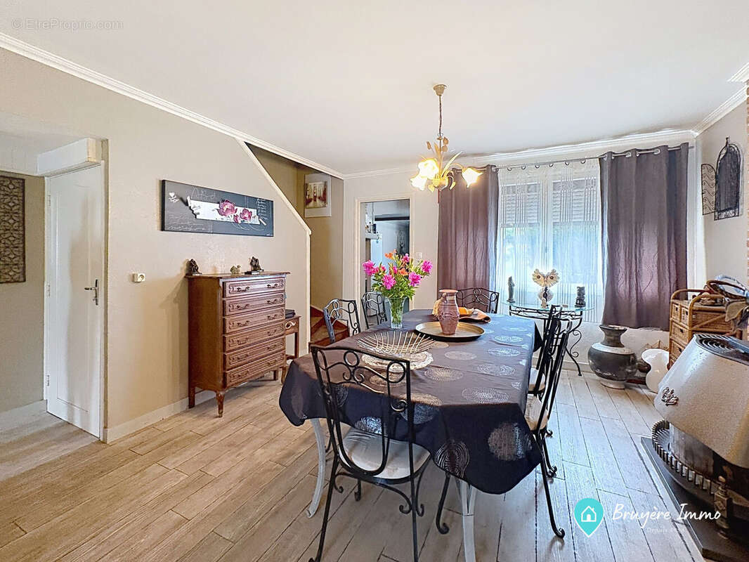Maison 83 m² à Aulnoye-Aymeries  - photo 4
