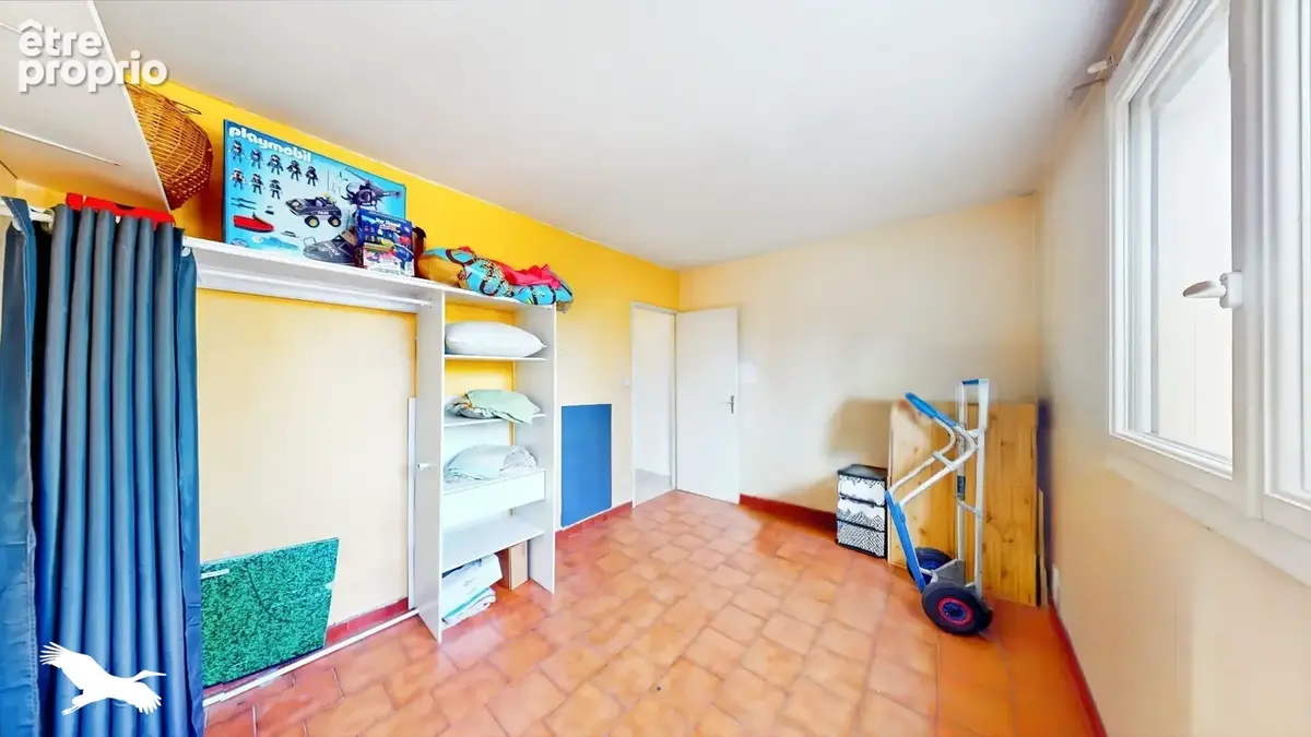 A VENDRE - Marseille 13011 - Appartement à vendre - T4 - 84 m² avec extérieur et cave - photo 6