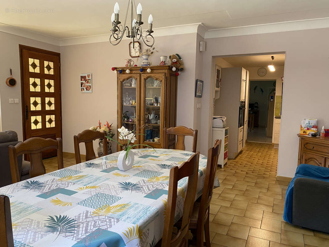 Maison à HAUTESVIGNES