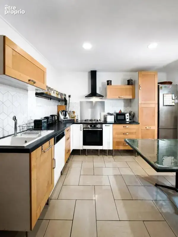 Maison de 5 pièces de 166 m² à Mulhouse - photo 2