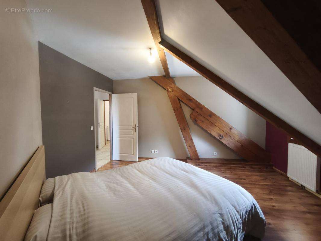 Appartement à GRUFFY