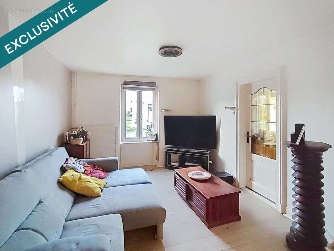 Maison 132 m² à Montreux-Vieux  - photo 2