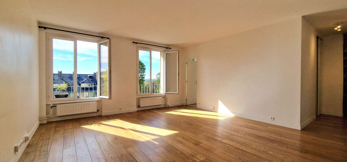 Centre-Ville - Appartement 4 Pièces - photo 3