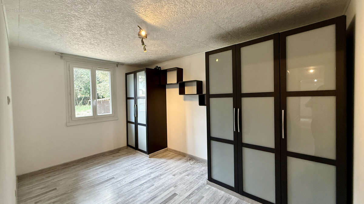 Maison à VERS-PONT-DU-GARD