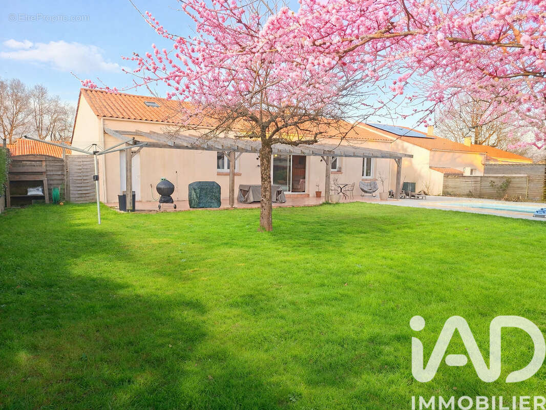 Photo 2 - Maison à LE POIRE-SUR-VIE