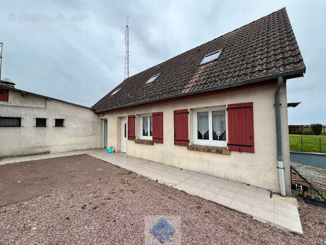 Appartement à HUCHENNEVILLE