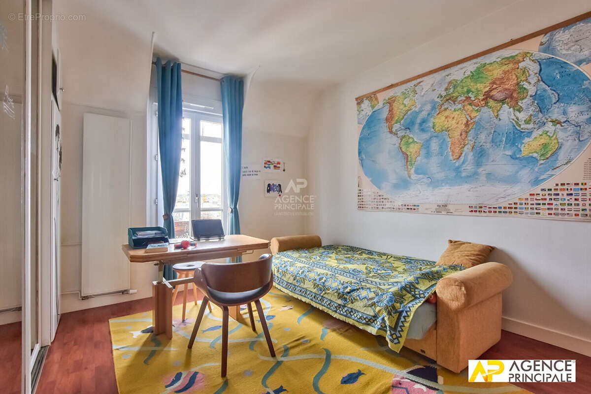 Appartement à MAISONS-LAFFITTE