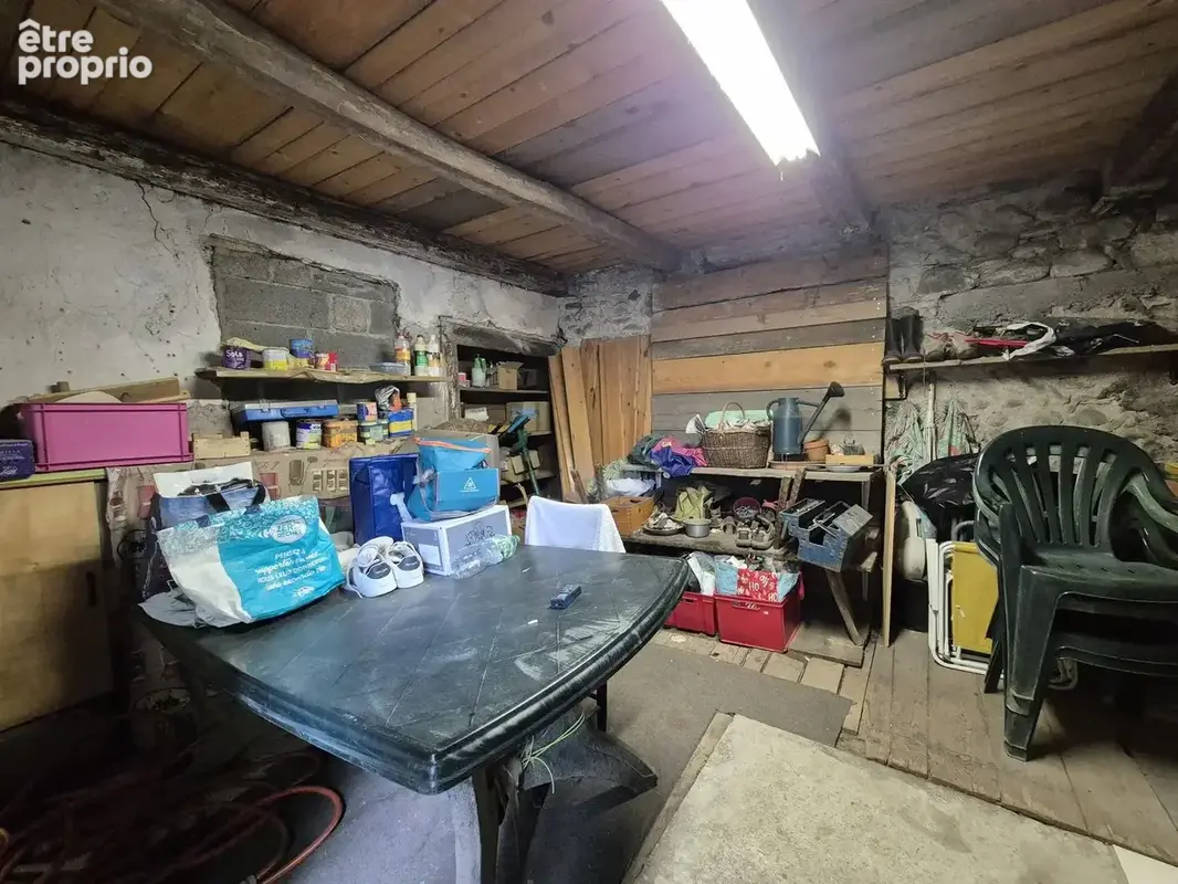 Bâtisse à rénover + maisonnette, 1484 m2 de terrain ! - photo 10