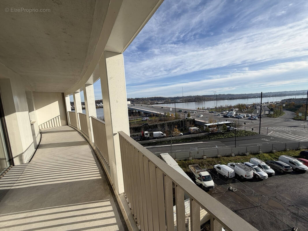 Appartement à BORDEAUX