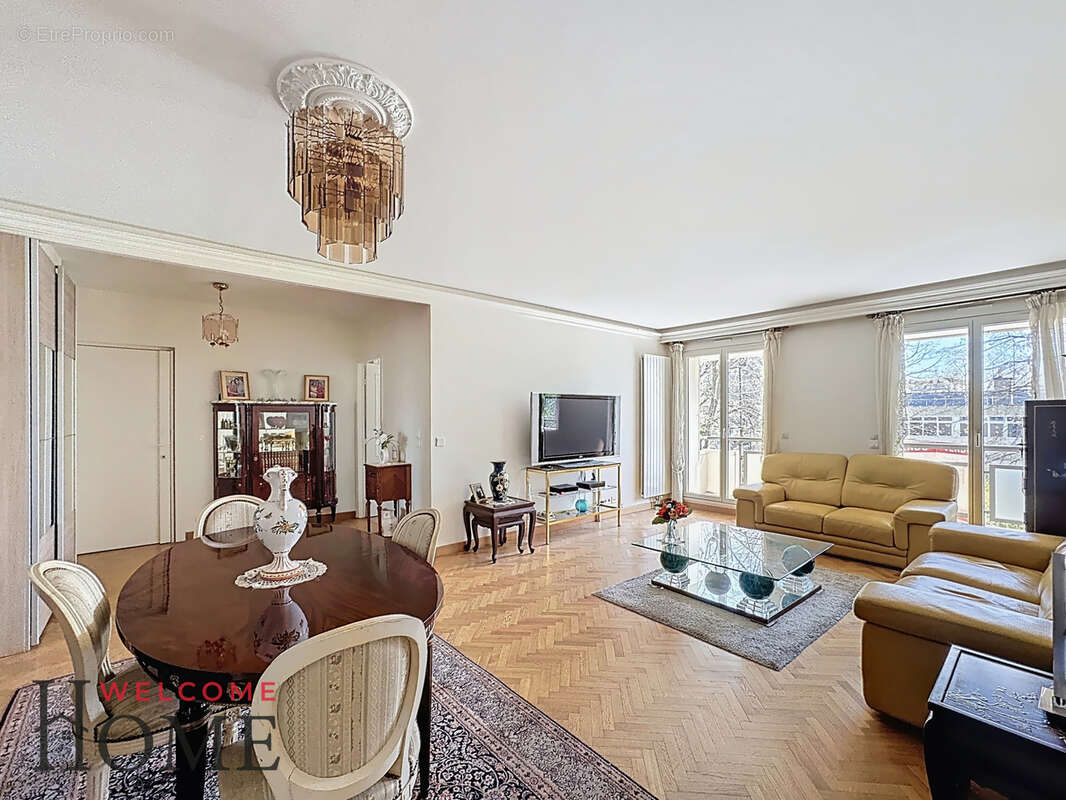 Appartement à LEVALLOIS-PERRET