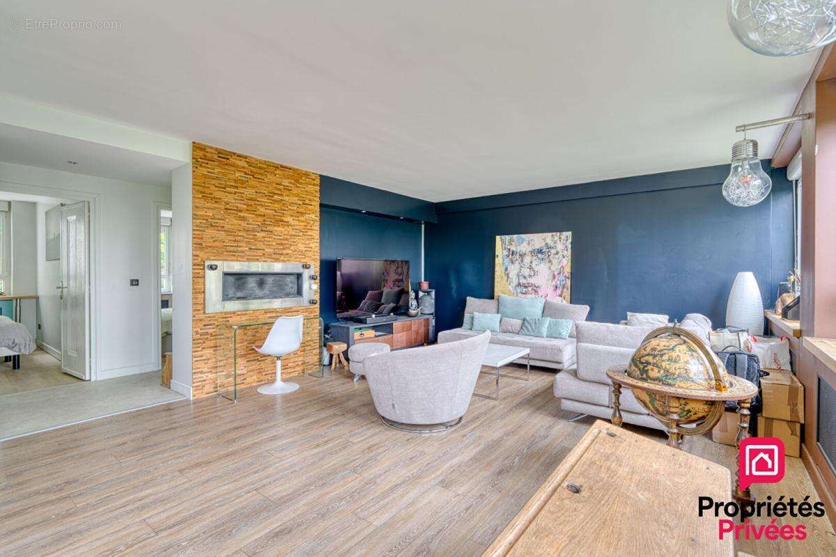Magnifique T3/T4 de 86 m2 lumineux - Calme absolu  - St Foy les Lyon - photo 3
