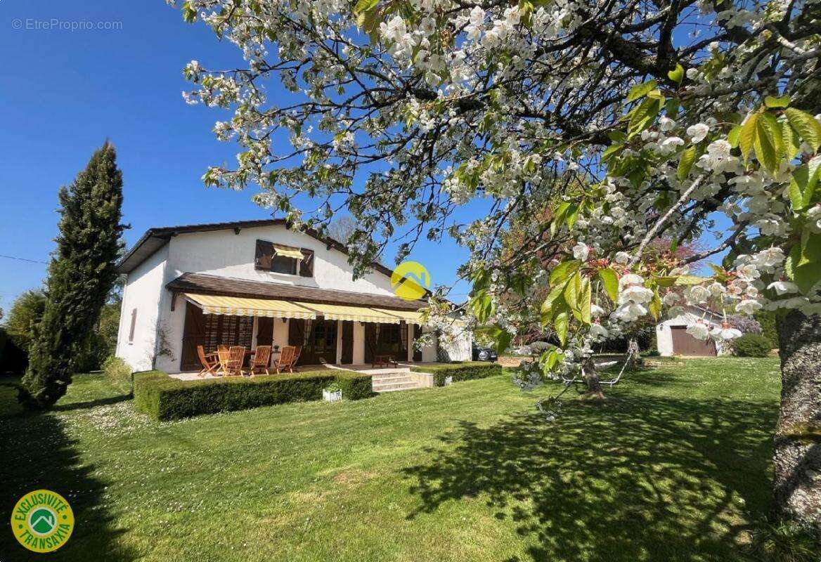 Maison à VILLEBOUGIS