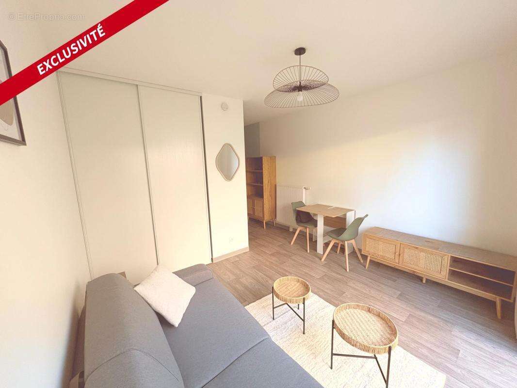 Appartement à FRANQUEVILLE-SAINT-PIERRE