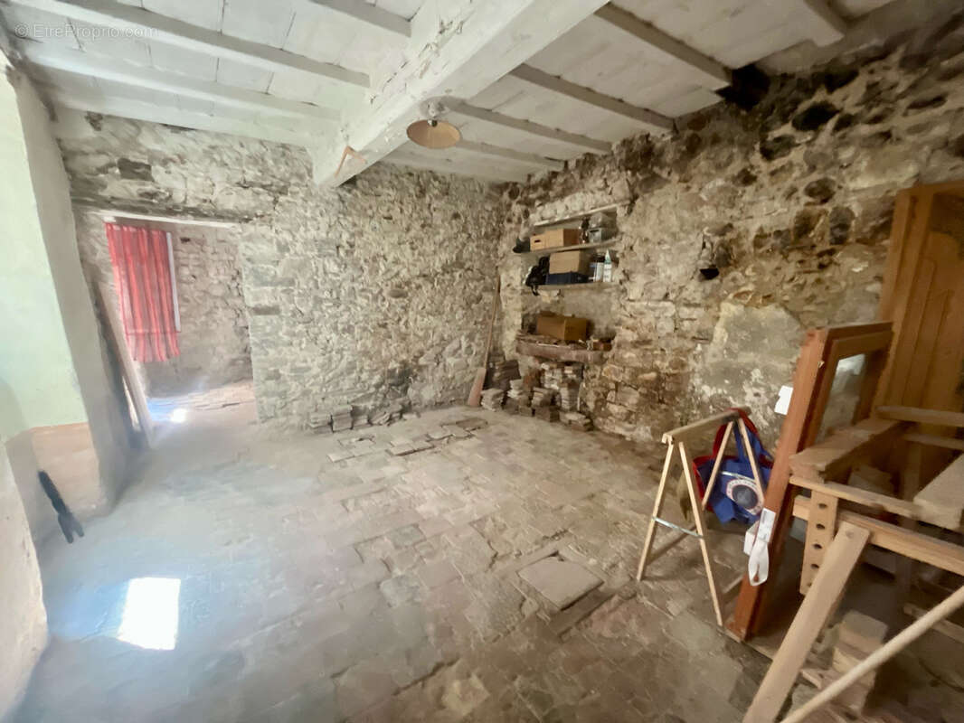 Maison à LAROQUE
