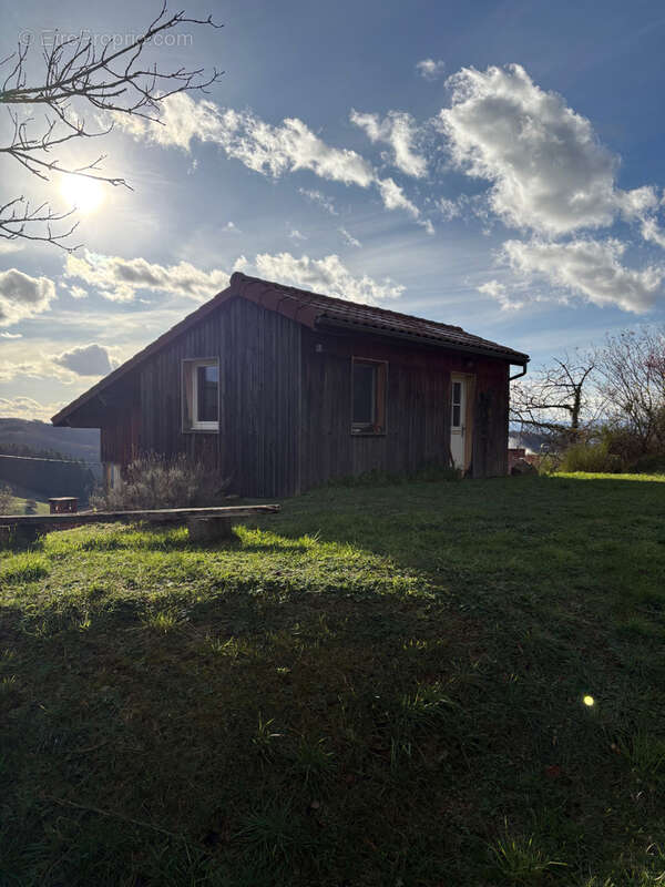 Maison à SAINT-ETIENNE-SUR-USSON