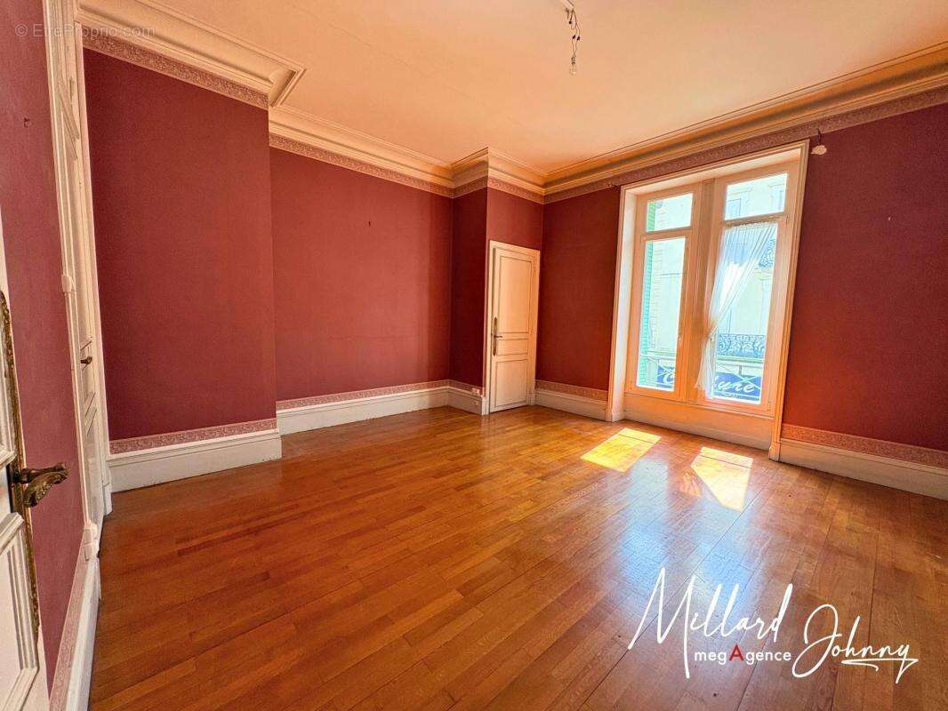 Appartement 172m² avec local commercial - photo 9
