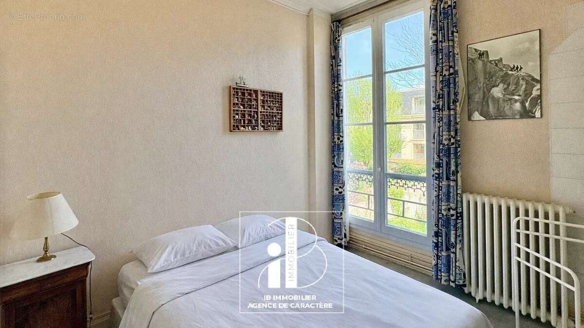 Maison à FONTAINEBLEAU