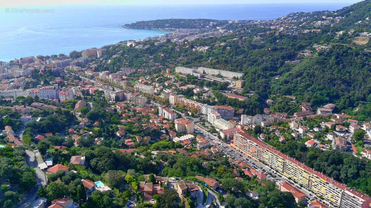 Appartement à MENTON