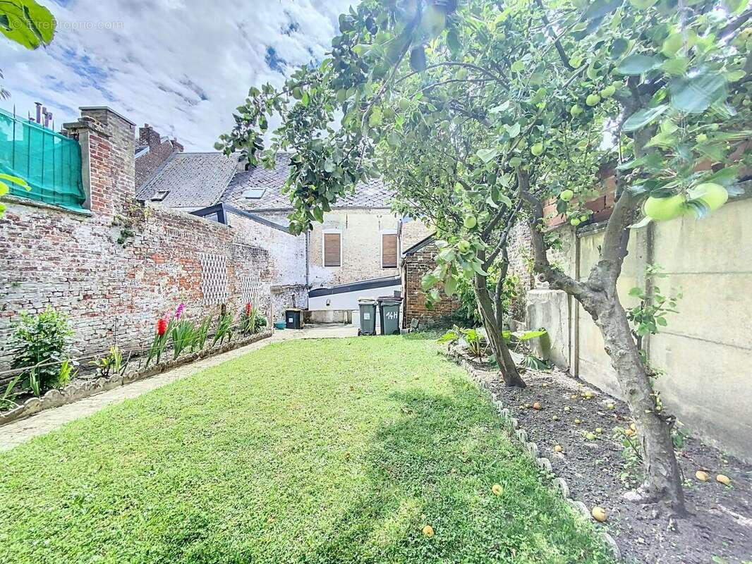 Appartement à LE CATEAU-CAMBRESIS