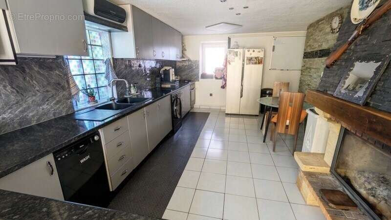 Maison à LES ABRETS