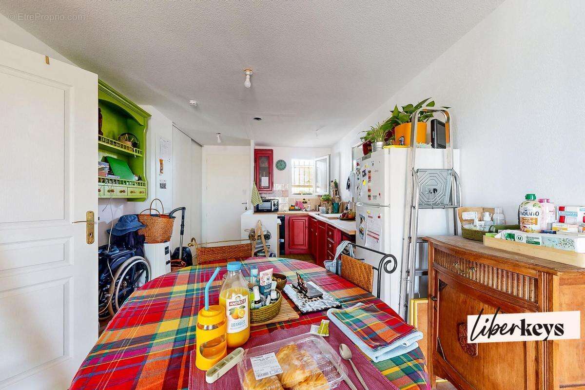HOMPS : Charmante maison de 64m² avec extérieur vue sur le lac - photo 5