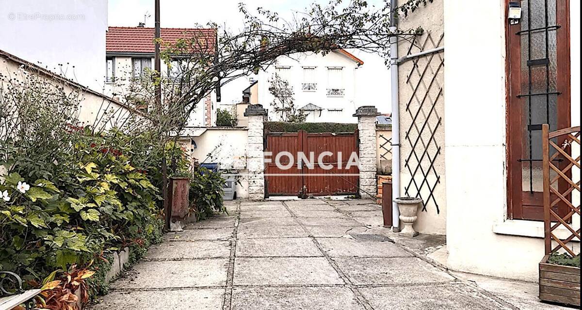 Maison à VERSAILLES