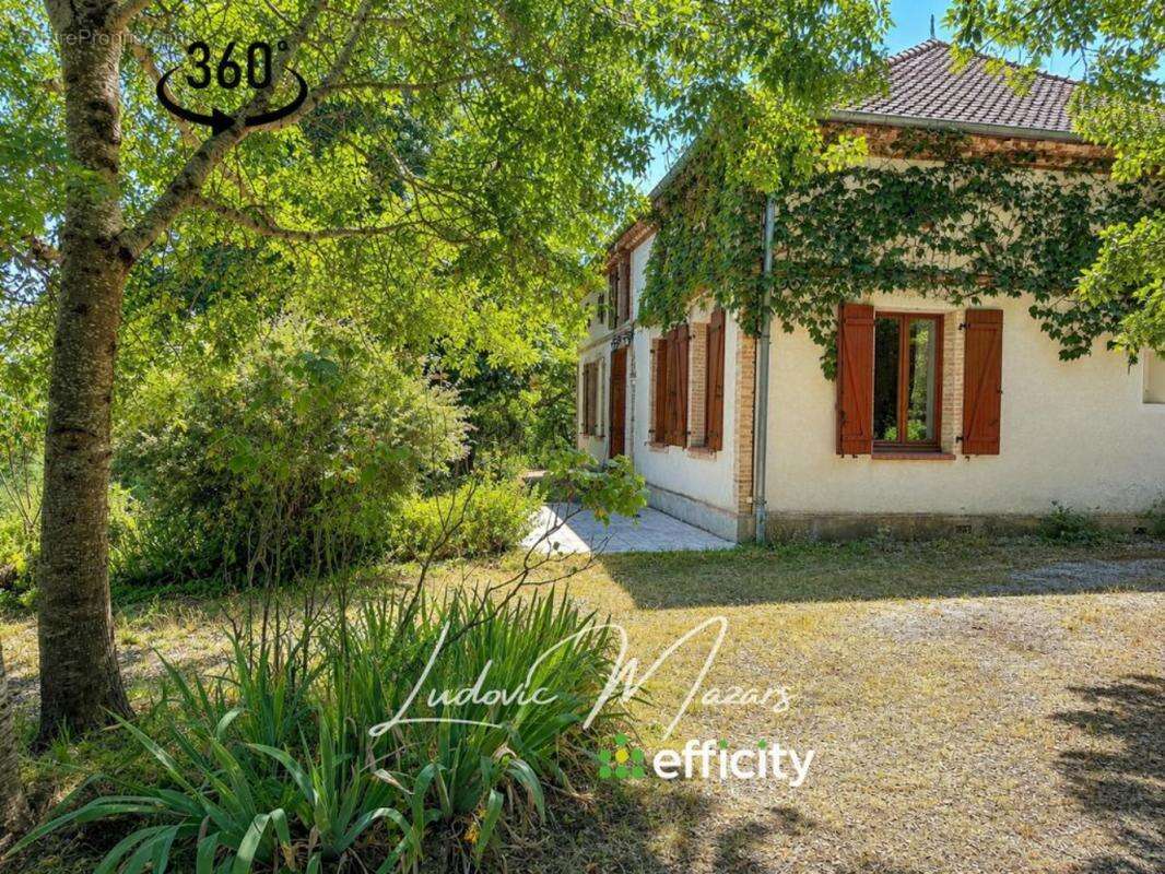 Maison 215 m² à Moissac  - photo 2