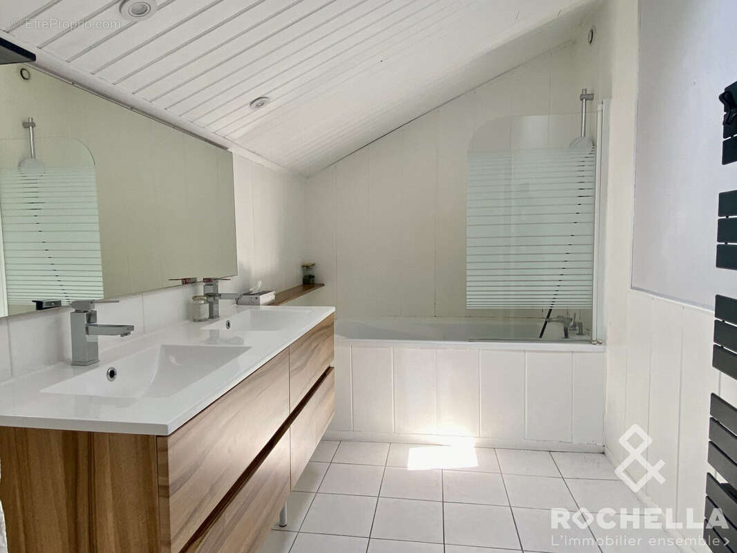 Maison 75 m² à Aytre  - photo 6