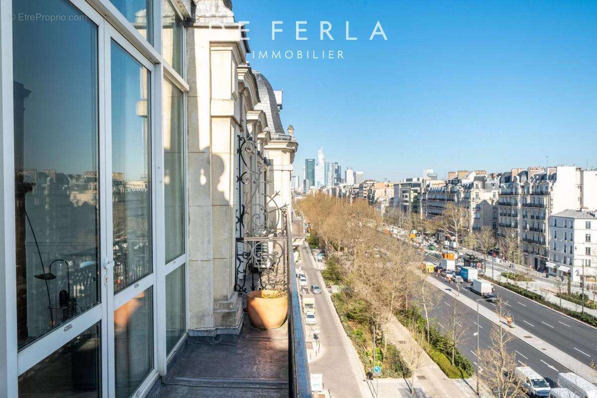 Appartement à NEUILLY-SUR-SEINE