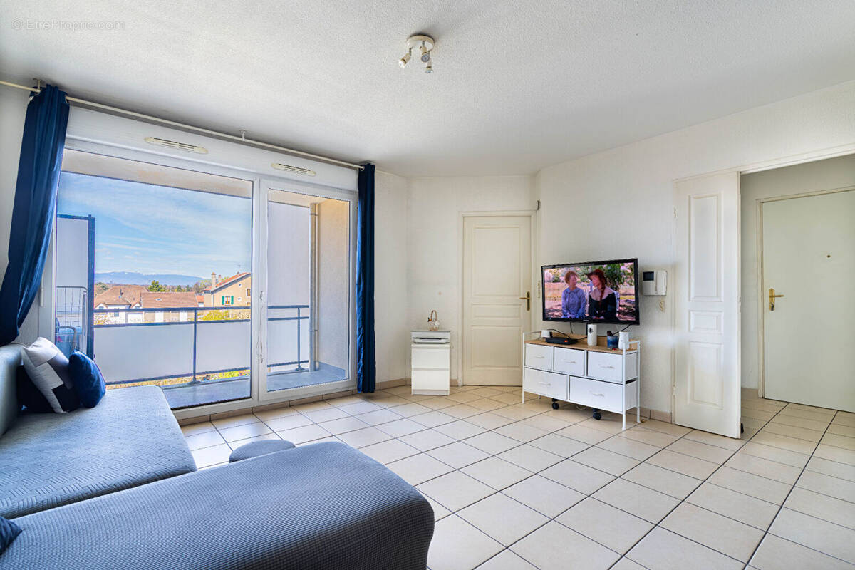 Appartement à AMBILLY