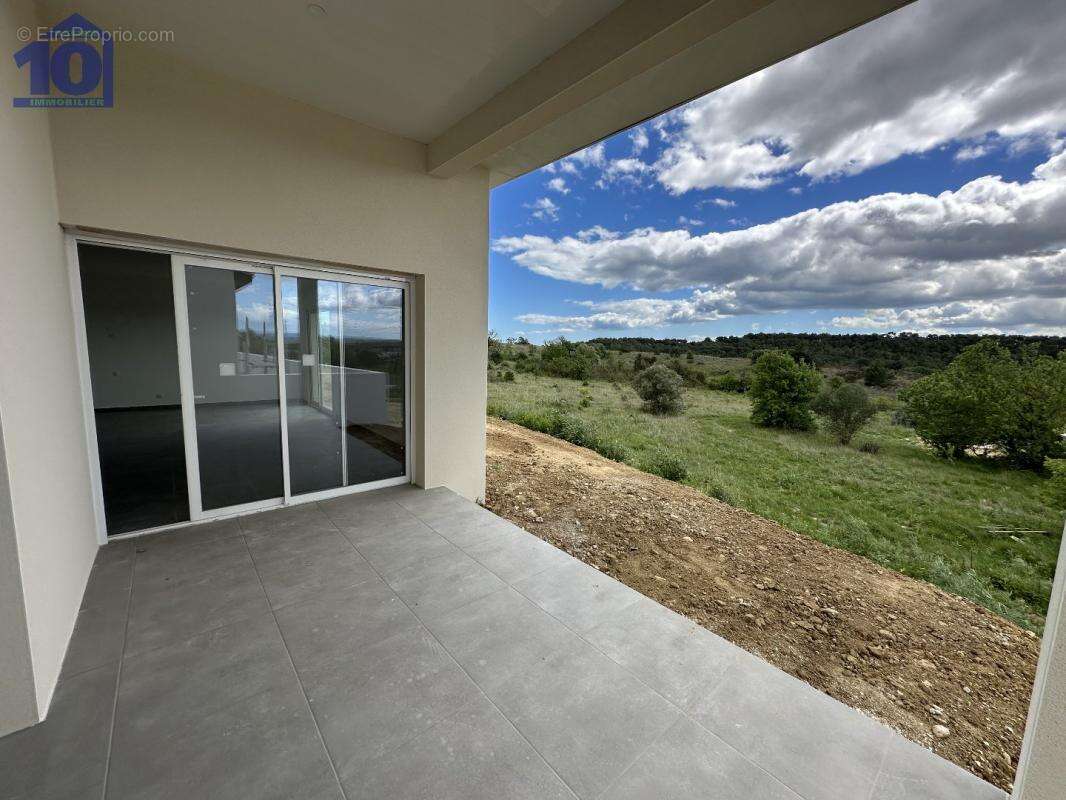 Maison à NISSAN-LEZ-ENSERUNE