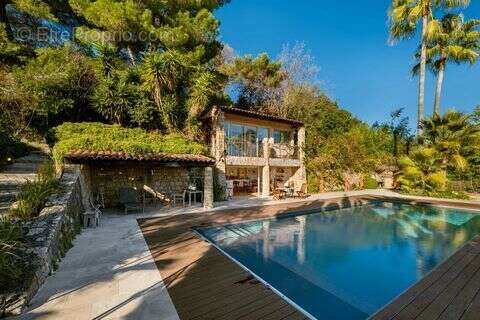 Maison à MOUGINS