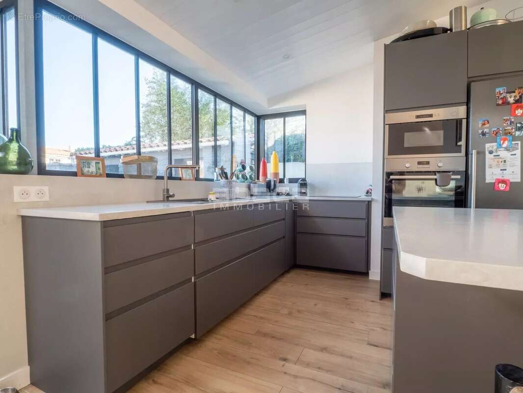 Maison à LES PORTES-EN-RE