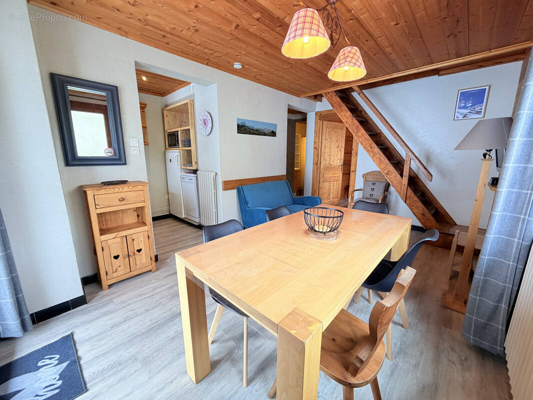 Appartement à ALBIEZ-MONTROND