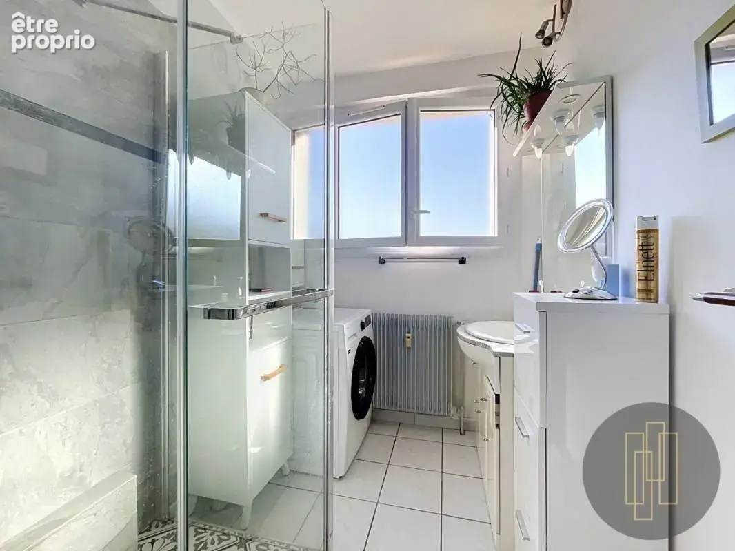Gleizé - Haute Claire - T3 58.15 m² Carrez, garage et cave - photo 4
