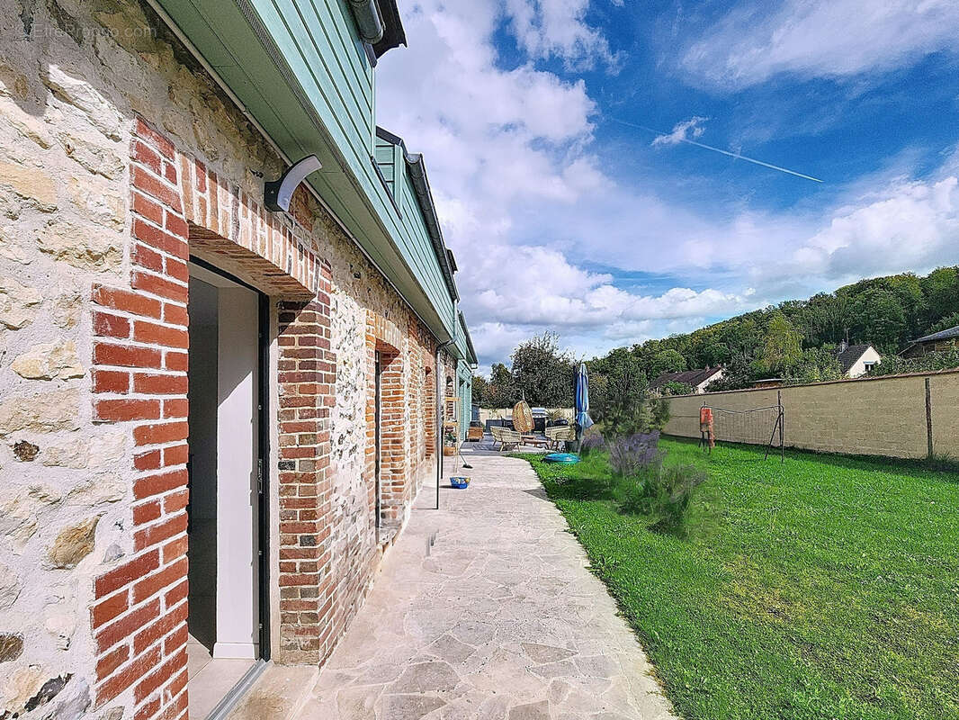 Maison à ROMILLY-SUR-ANDELLE