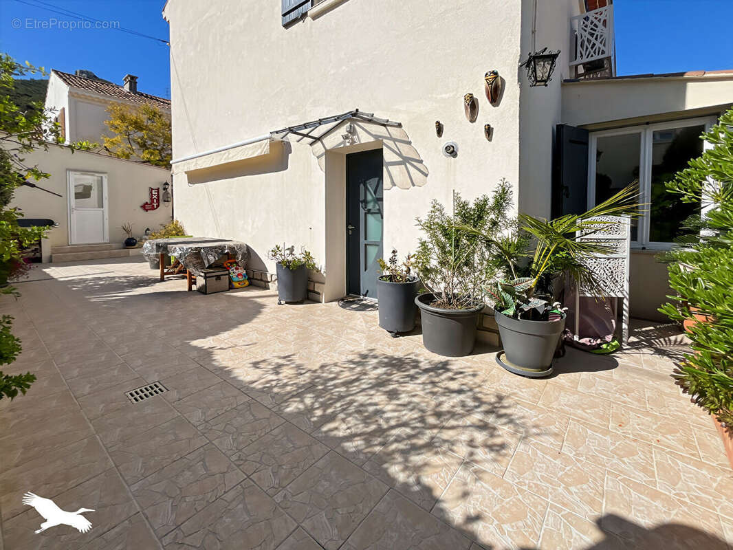 Maison à MARSEILLE-11E