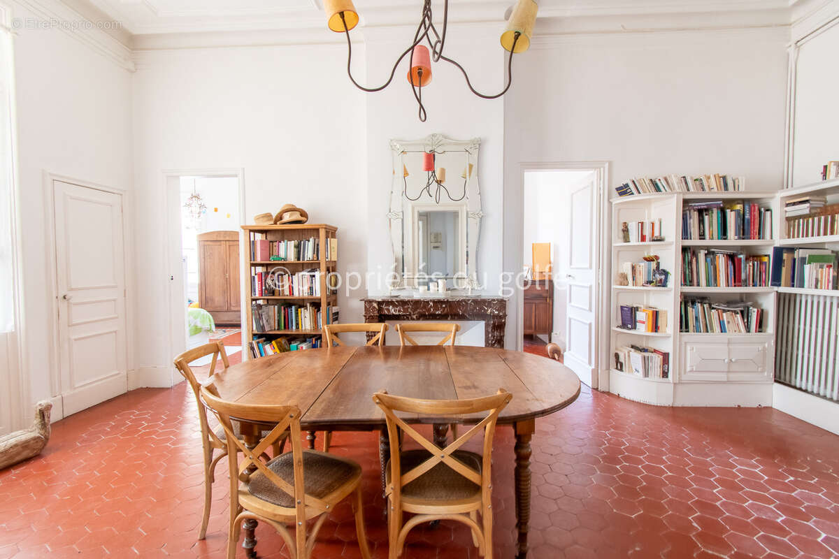 Sète, vue quai, bel appartement de charme 6 pièces, - photo 6