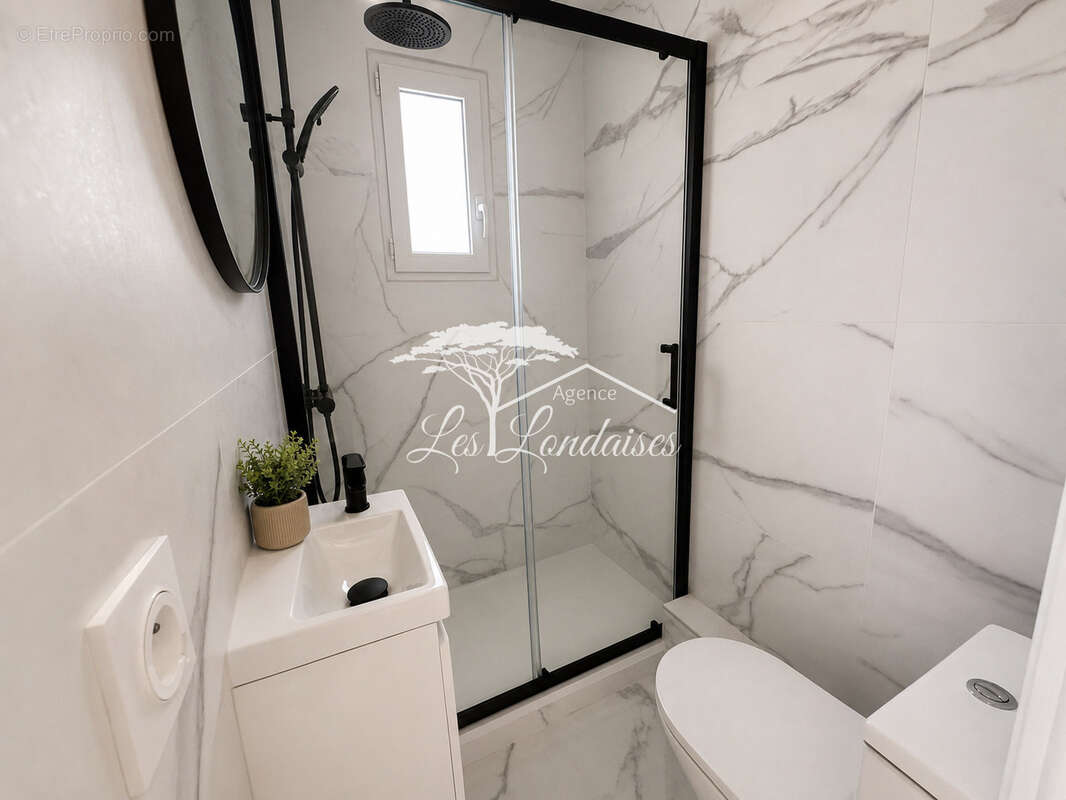 Appartement T2 avec jardin à vendre à La Londe-les-Maures   Proche centre-ville - photo 5