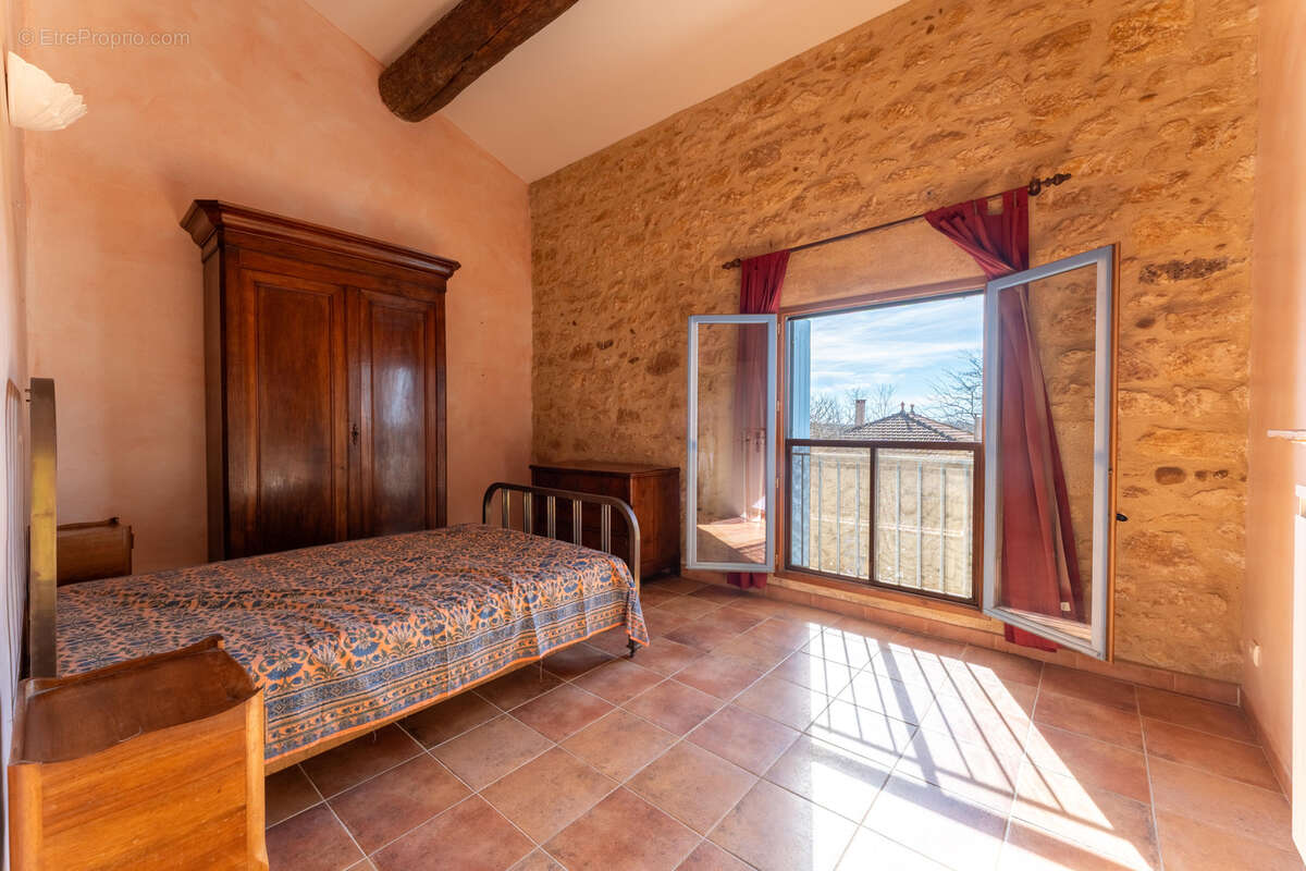 Maison à BELLEGARDE